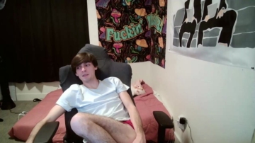 Straightwhiteboy21  07-08-2021